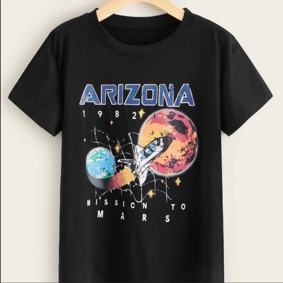 Vintage Style Space Graphic Tee Rocket Arizona - Picture 2 of 3